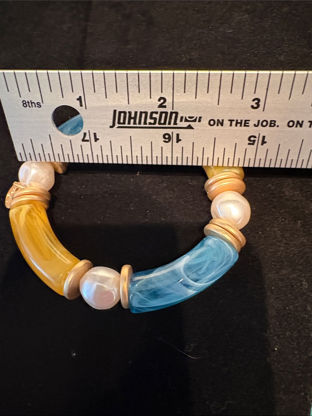 Plunder Multicolor Beaded Stretch Bracelet with Blue, Gold & Pearl Beads (v) - Picture 3 of 7